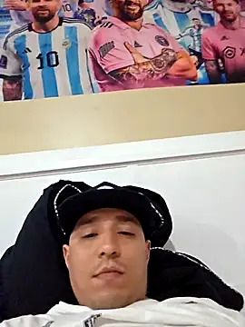 HoofedCylinder online show from March 22, 2026, 5:00 am