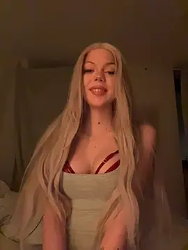 MiaTamara online show from January 7, 2026, 7:19 pm