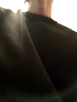 rzgaronlinq online show from January 5, 2026, 6:22 pm