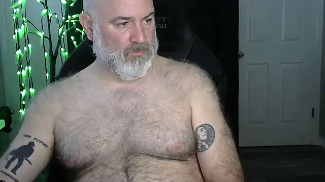 XJJ77x online show from January 9, 2026, 6:15 pm