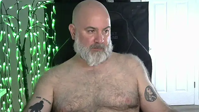 XJJ77x online show from April 25, 2026, 1:19 am