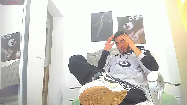 marc ruffa online show from April 8, 2026, 11:44 am