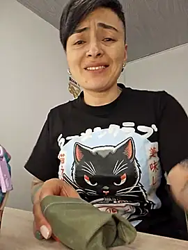 Snapshot of kat_paradise chatting on May 10, 2026, 11:36 am kat paradise online show from May 10, 2026, 11:36 am
