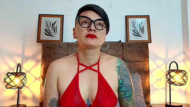 Snapshot of kat_paradise chatting on June 3, 2026, 2:33 pm kat paradise online show from June 3, 2026, 2:33 pm