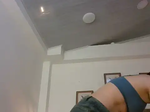 kat paradise online show from January 13, 2026, 12:31 pm