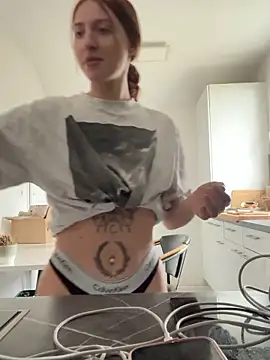 xvicoo online show from February 11, 2026, 9:09 am