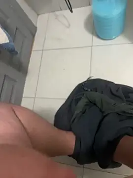 paco199923 online show from April 14, 2026, 7:46 am