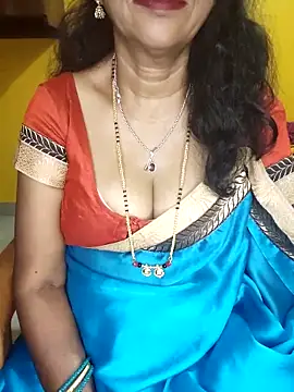 Snapshot of Maya_kannada chatting on April 2, 2026, 10:05 pm Maya kannada online show from April 2, 2026, 10:05 pm