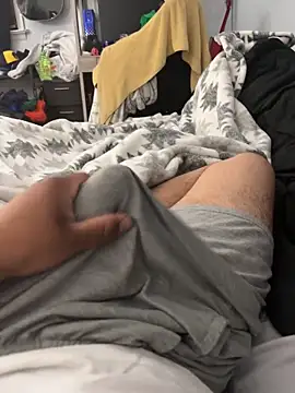 elpapigrande12 online show from April 21, 2026, 4:19 am