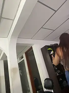 Scarlet auraa online show from March 23, 2026, 7:03 pm