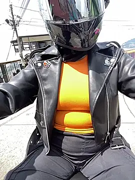 Scarlet auraa online show from March 6, 2026, 4:02 pm