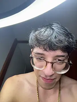 ArthurDavies  online show from February 2, 2026, 5:17 am