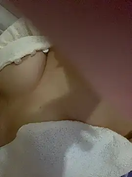 Sam040404 online show from June 24, 2026, 4:00 am