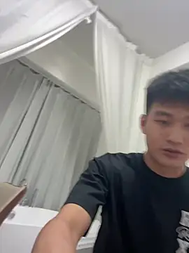 nanda108520 online show from April 19, 2026, 11:22 am