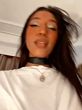 DAMMLEYLA online show from January 16, 2026, 5:44 am