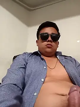 Yosoyelmismo-6737 online show from June 21, 2026, 10:26 pm