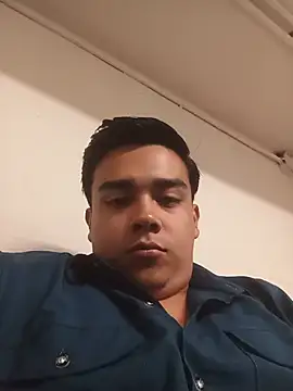 Yosoyelmismo-6737 online show from July 7, 2026, 10:46 pm