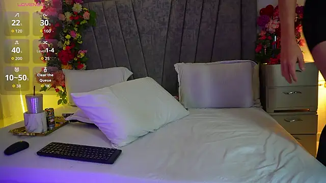 xkassandraxx online show from February 23, 2026, 6:47 am