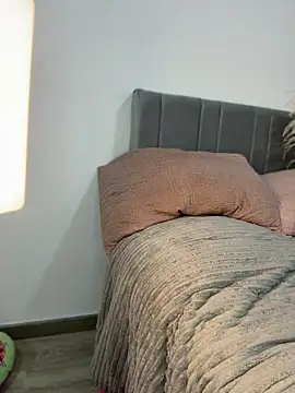 Talia Foxx online show from April 9, 2026, 6:19 am