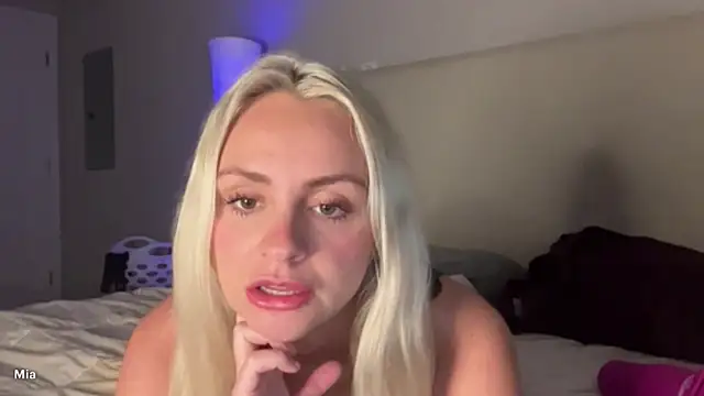 babymiaaaa online show from February 20, 2026, 1:24 am