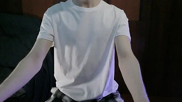 Snapshot of Sauntper chatting on February 18, 2026, 10:28 pm Sauntper online show from February 18, 2026, 10:28 pm