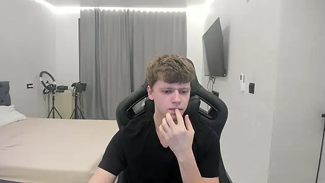 Snapshot of bonekoambalabu chatting on February 20, 2026, 5:15 pm bonekoambalabu online show from February 20, 2026, 5:15 pm