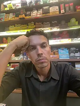 Naldopaugrand online show from February 2, 2026, 11:37 pm