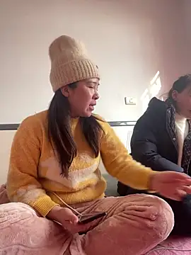 Faded pink online show from January 6, 2026, 2:04 am