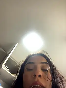 Snapshot of Lunnnaa777 chatting on January 12, 2026, 3:24 am Lunnnaa777 online show from January 12, 2026, 3:24 am