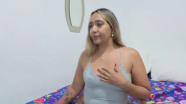 Snapshot of IsabelaAcosta chatting on June 1, 2026, 9:25 pm IsabelaAcosta online show from June 1, 2026, 9:25 pm