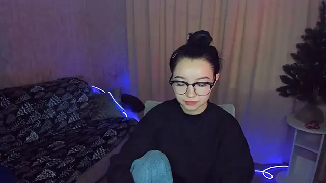 StellaGrace online show from January 6, 2026, 12:09 pm