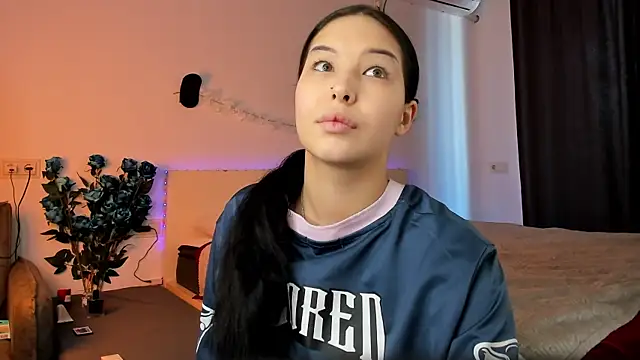 m1sss1nful online show from March 21, 2026, 6:25 am