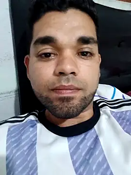 hernam42 online show from April 13, 2026, 10:58 pm