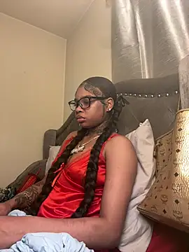 Snapshot of cumforyannna chatting on April 17, 2026, 9:56 am cumforyannna online show from April 17, 2026, 9:56 am