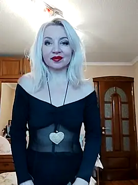 Snapshot of MiraStar984 chatting on February 23, 2026, 2:06 pm MiraStar984 online show from February 23, 2026, 2:06 pm