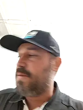 Johnnyhotlatmale online show from January 16, 2026, 12:14 am