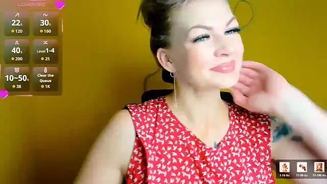 Snapshot of Madonna_Fire chatting on July 17, 2026, 12:02 pm Madonna Fire online show from July 17, 2026, 12:02 pm