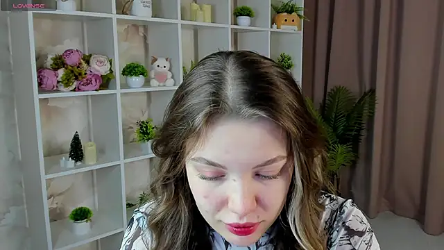 TessaDavidson online show from January 19, 2026, 12:31 pm