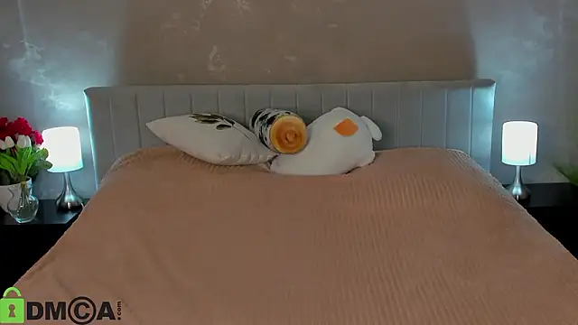 TessaDavidson online show from February 24, 2026, 4:13 am