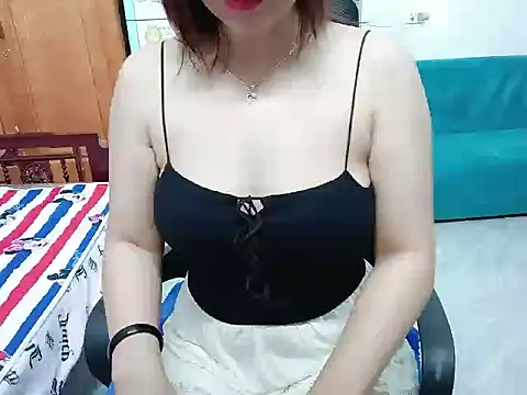 Heni6368 online show from February 27, 2026, 10:31 pm