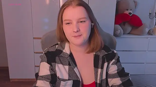 Ol1via online show from February 28, 2026, 4:12 am