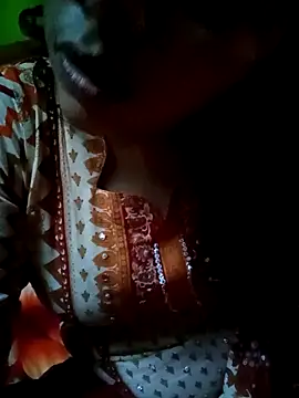 Snapshot of tusiakter4433 chatting on February 27, 2026, 2:45 am tusiakter4433 online show from February 27, 2026, 2:45 am