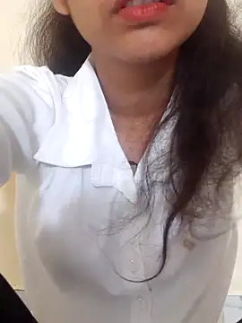 Snapshot of Kanchan7909 chatting on May 12, 2026, 4:46 pm Kanchan7909 online show from May 12, 2026, 4:46 pm