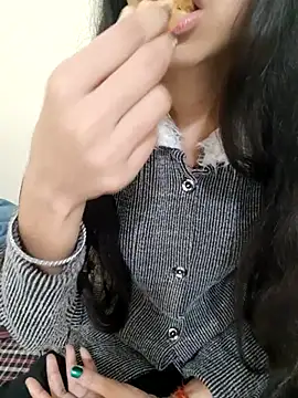 Kanchan7909 online show from February 18, 2026, 3:15 am