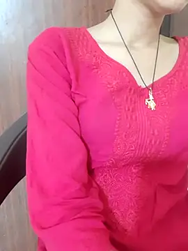 Snapshot of Kanchan7909 chatting on April 19, 2026, 3:02 pm Kanchan7909 online show from April 19, 2026, 3:02 pm