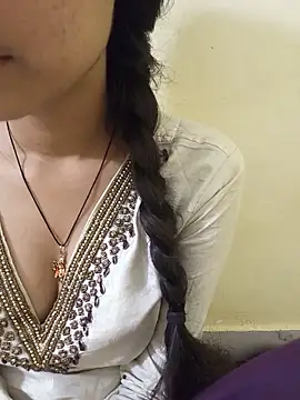 Snapshot of Kanchan7909 chatting on May 15, 2026, 4:27 pm Kanchan7909 online show from May 15, 2026, 4:27 pm