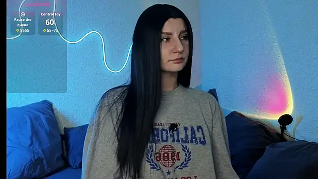 ValeryAlfie online show from April 10, 2026, 4:14 pm