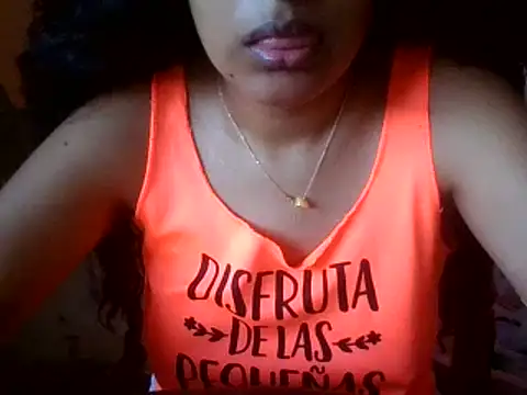 Snapshot of Kandysweety_2 chatting on June 25, 2026, 10:37 pm Kandysweety 2 online show from June 25, 2026, 10:37 pm