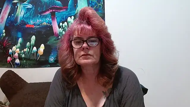 ladylavende3 online show from November 14, 2025, 8:56 pm