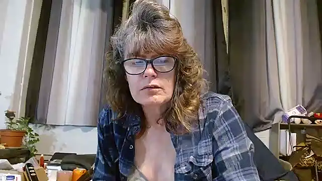 ladylavende3 online show from March 14, 2025, 2:10 am